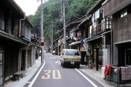 新町の西側