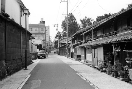 四間道の町並み保存地区の南端