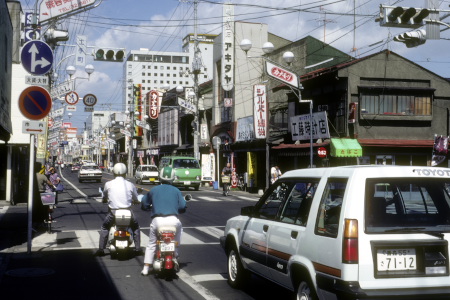 土手町の交差点