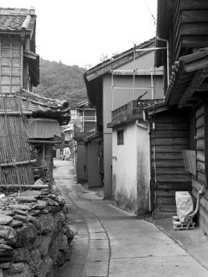 和具の集落の路地裏