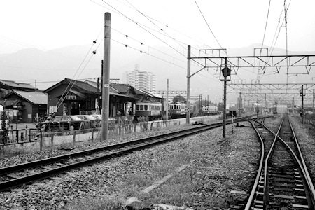 日方駅前 日方駅前