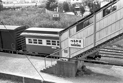 土山駅ホーム