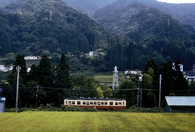 白山下駅付近