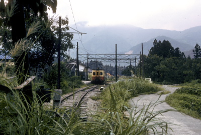 白山下駅