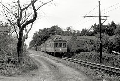 鰭ヶ崎駅の北側