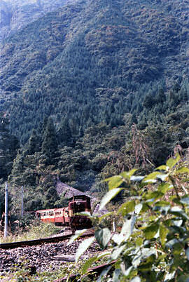 尾盛駅