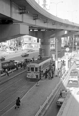 上野駅前