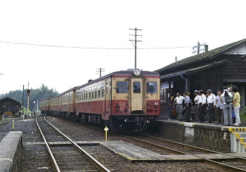 甲斐小泉駅