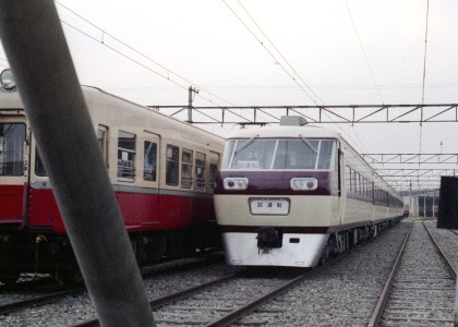 高砂検車区の初代スカイライナー