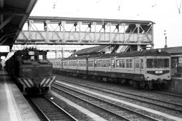 東武伊勢崎線・秩父鉄道 羽生駅