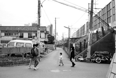 大久保通りと職安通りの中間地点