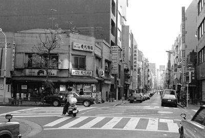 銀座一丁目の屋代酒店