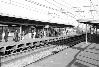 京成関屋駅ホーム