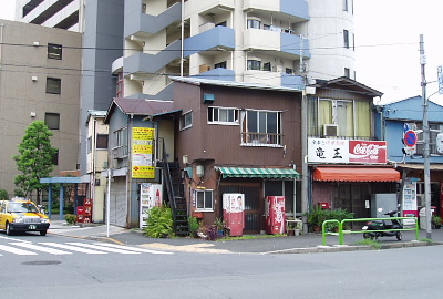 芝浦四丁目の個人商店