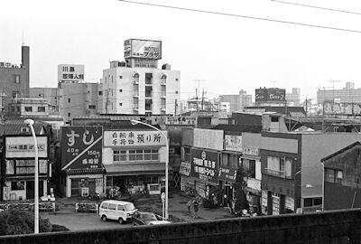 平井駅南口